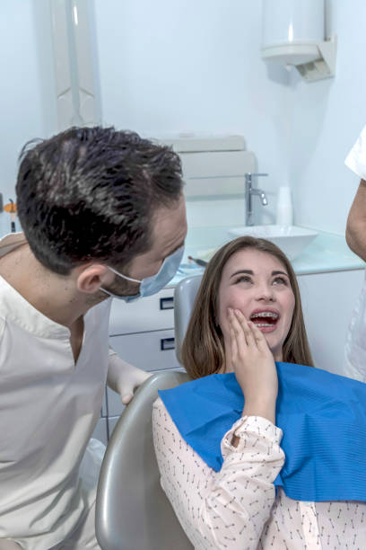 Best Emergency Tooth Extraction in Pomona, KS